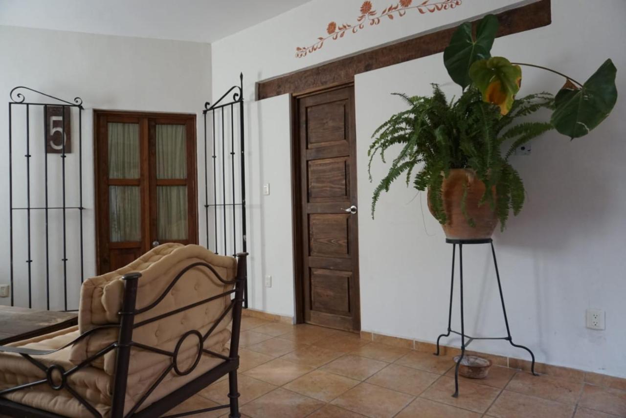 Alojamiento Jalatlaco - Car Rental! Estacionamiento En La Calle Sujeto A Disponibilidad Oaxaca Luaran gambar